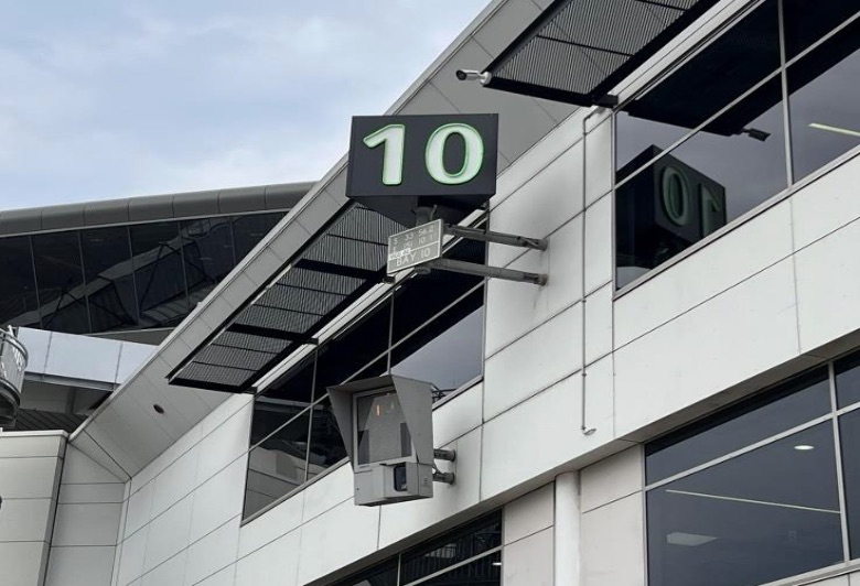 Visual Guidance Docking System (VDGS)